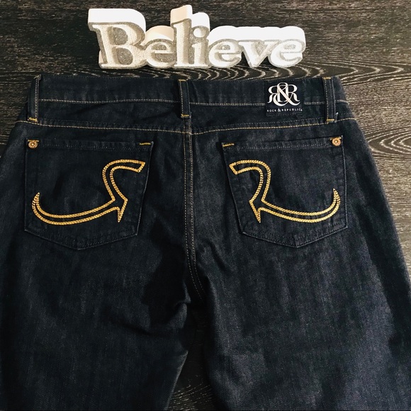 jean logo on pocket